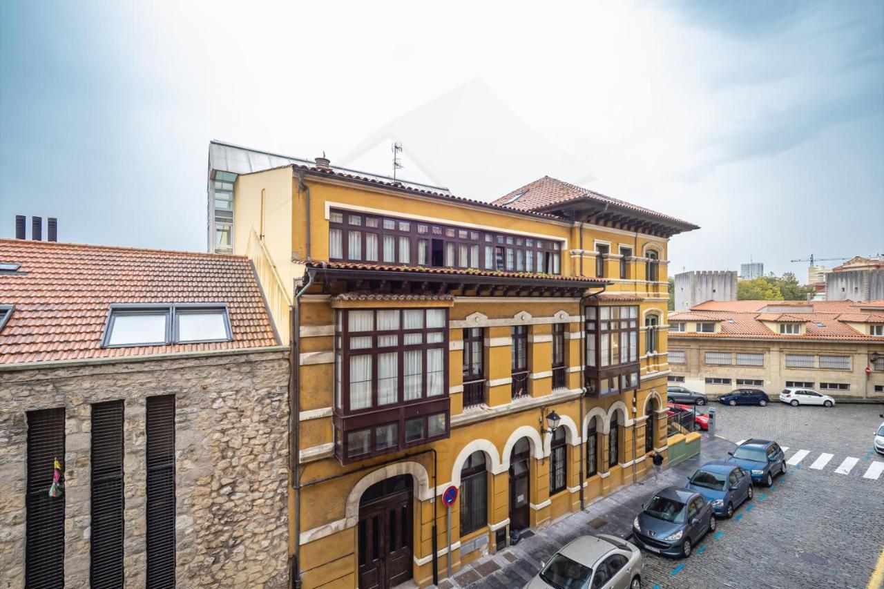 Cimadevilla Gijón Esterno foto